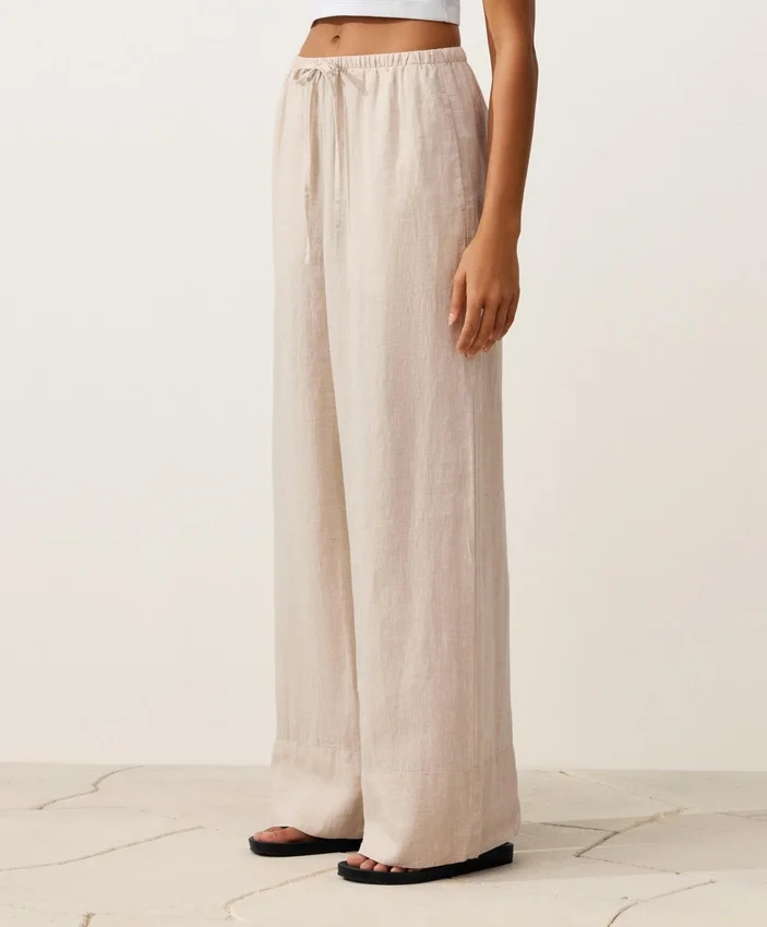 100% linnen broek met rechte pijpen 100% linnen broek met rechte pijpen