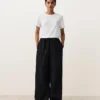 100% linnen broek met rechte pijpen 100% linnen broek met rechte pijpen