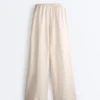 100% linnen broek met rechte pijpen 100% linnen broek met rechte pijpen