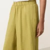 100% linnen broek met wijde pijpen en plooien aan de zijkant