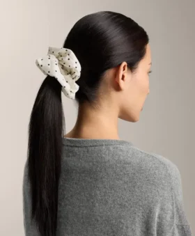 2 grote Scrunchies voor het haar