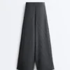 Broek met asymmetrische strepen van modal