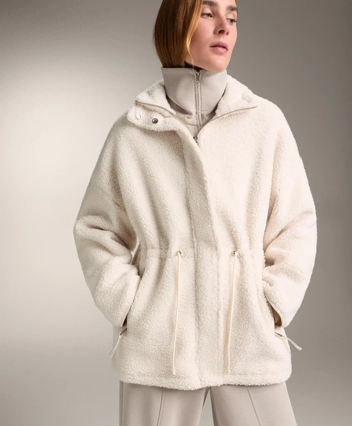 Faux-lammy coat met verstelbare taille Faux-lammy coat met verstelbare taille