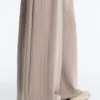 Gestreepte broek met wijde pijpen en Soft Touch modal Gestreepte broek met wijde pijpen en Soft Touch modal