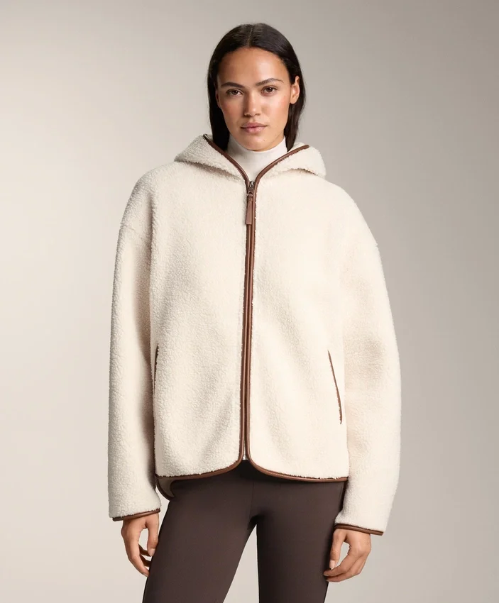 Imitatie-lammy coats-jas met capuchon Imitatie-lammy coats-jas met capuchon
