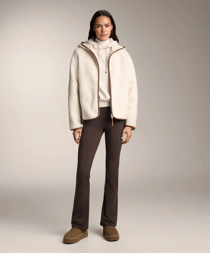 Imitatie-lammy coats-jas met capuchon Imitatie-lammy coats-jas met capuchon