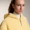 Imitatie-lammy coats-jas met capuchon Imitatie-lammy coats-jas met capuchon