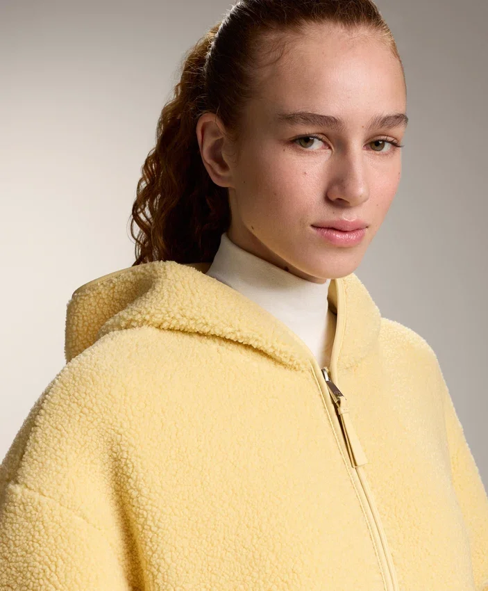 Imitatie-lammy coats-jas met capuchon Imitatie-lammy coats-jas met capuchon