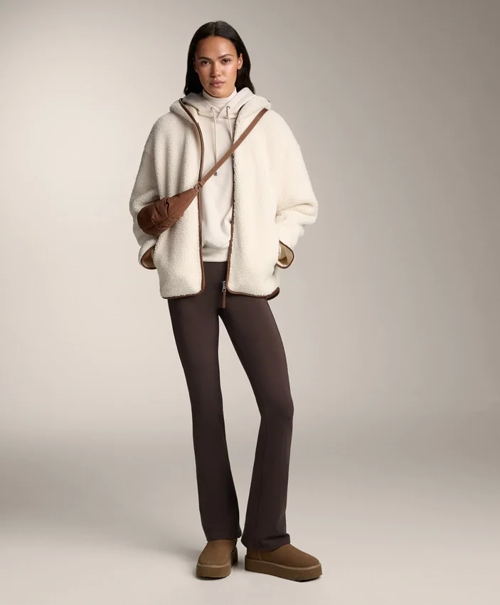 Imitatie-lammy coats-jas met capuchon Imitatie-lammy coats-jas met capuchon