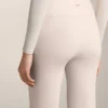 Naadloze bootcut-broek met hoge taille en superwarme voering Naadloze bootcut-broek met hoge taille en superwarme voering