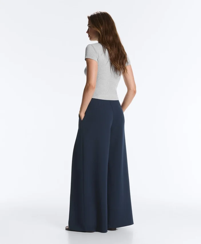 Piqué-broek met wijde pijpen van katoen Piqué-broek met wijde pijpen van katoen