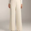 Rechte broek met ribboorden aan de zijkanten en Soft Touch modal Rechte broek met ribboorden aan de zijkanten en Soft Touch modal