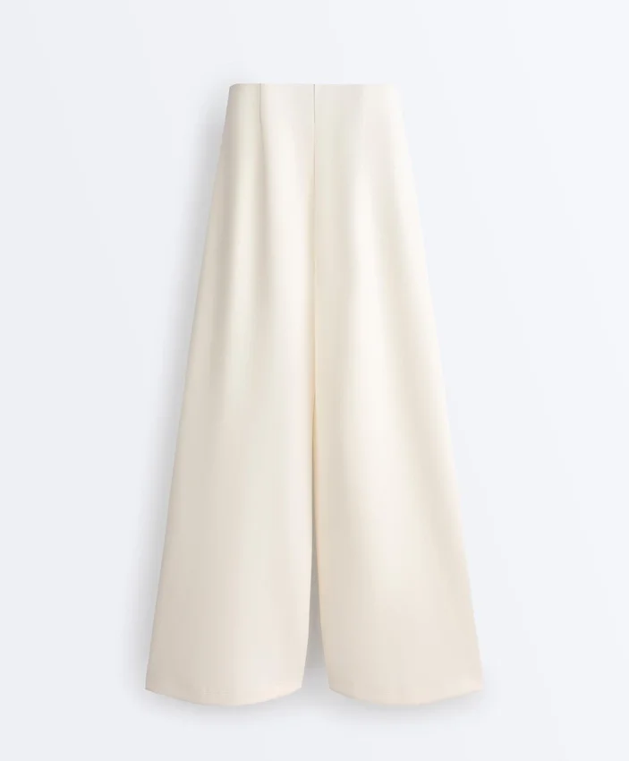 Rechte broek met Soft Touch modal en biezen Rechte broek met Soft Touch modal en biezen