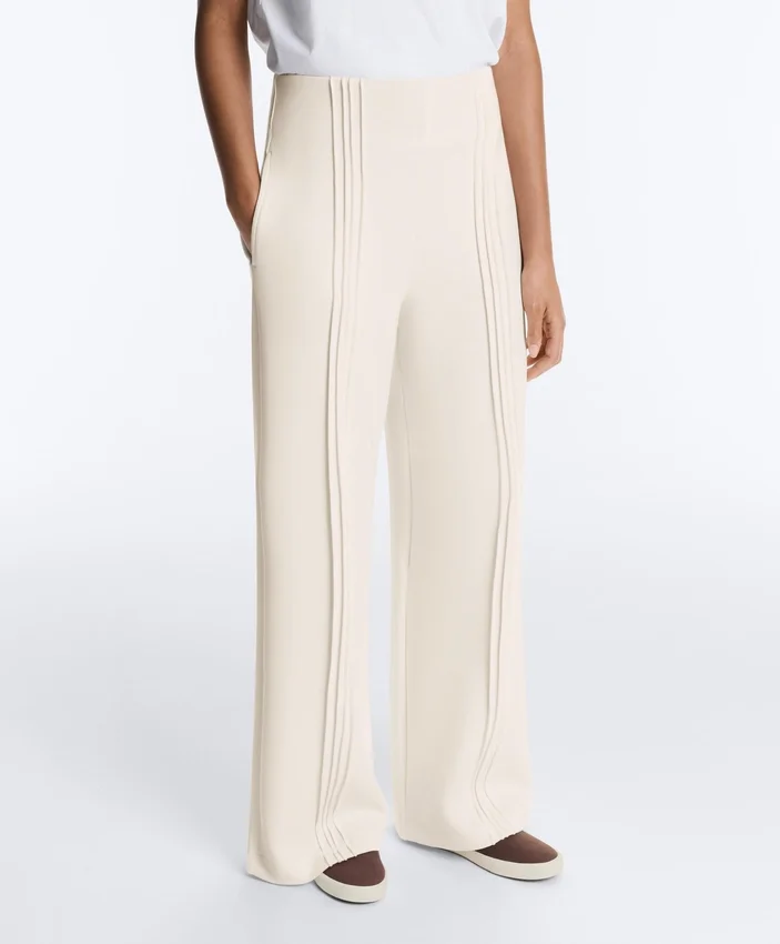 Rechte broek met Soft Touch modal en biezen Rechte broek met Soft Touch modal en biezen