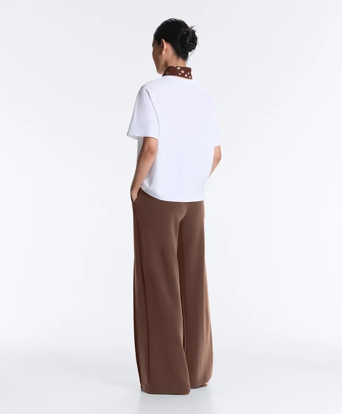 Rechte broek met Soft Touch modal en biezen Rechte broek met Soft Touch modal en biezen