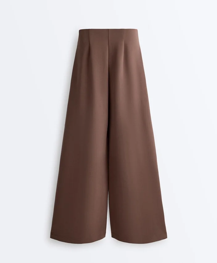 Rechte broek met Soft Touch modal en biezen Rechte broek met Soft Touch modal en biezen