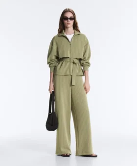 Soft Touch-broek met wijde pijpen, hoge taille en krijtstreep Soft Touch-broek met wijde pijpen, hoge taille en krijtstreep